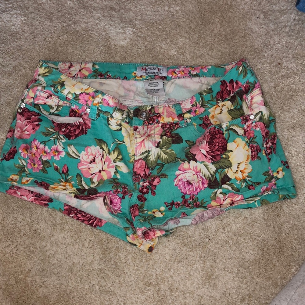 Tropical shorts :)
